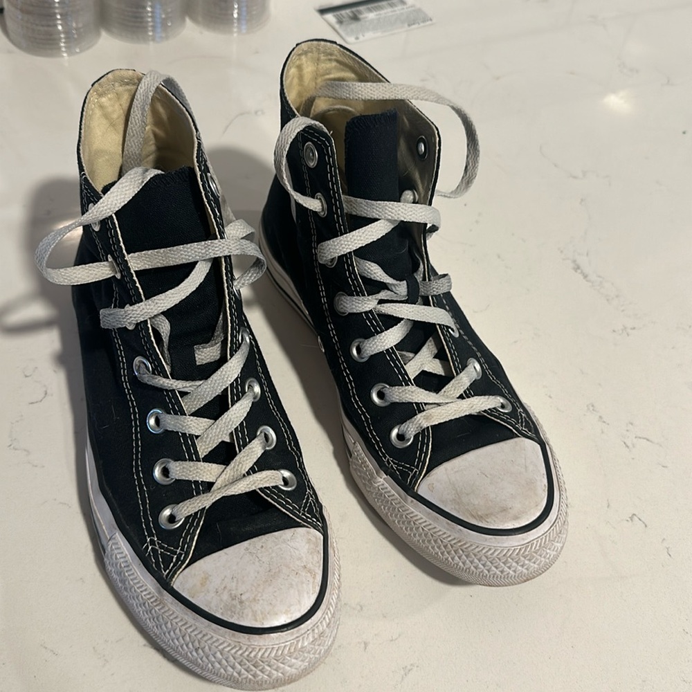 Converse high top